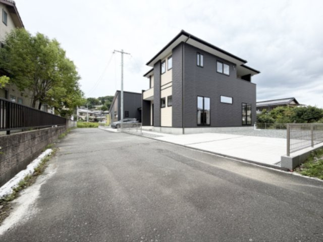 【前面道路含む現地写真】 | よかタウン倉敷市船穂町船穂1期 (全2棟)