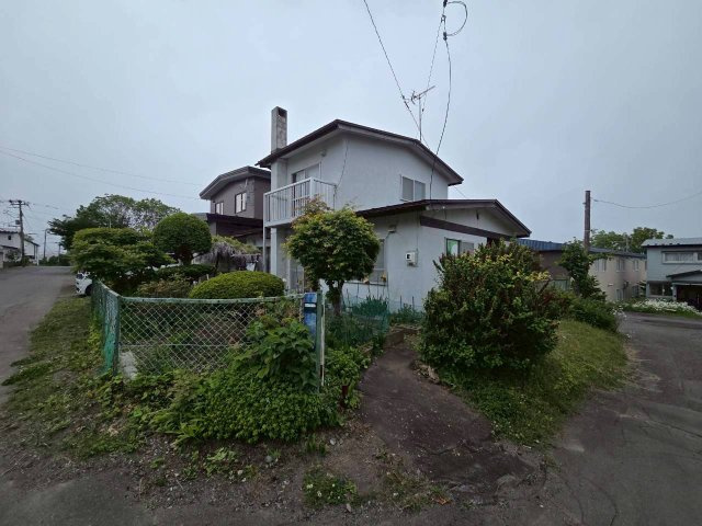 鶴ヶ岱1丁目　中古住宅の外観