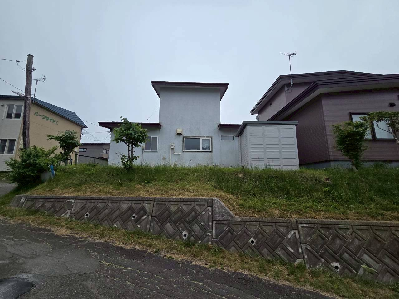 鶴ヶ岱1丁目　中古住宅の外観