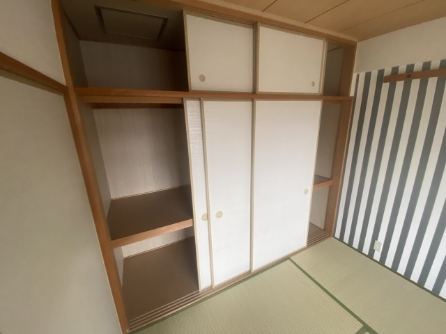 グレース門戸荘の収納