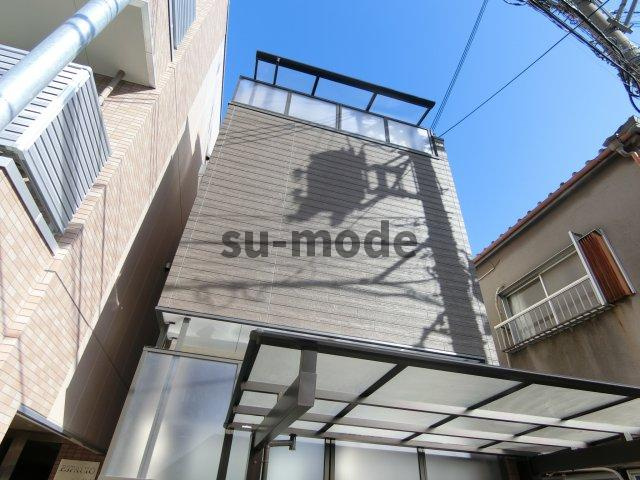 メゾン・ド・クレアーレ千里丘の外観