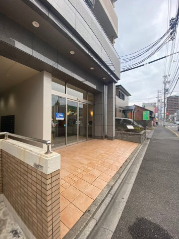 アルバ志賀本通　名古屋市賃貸　仲介手数料無料のエントランス
