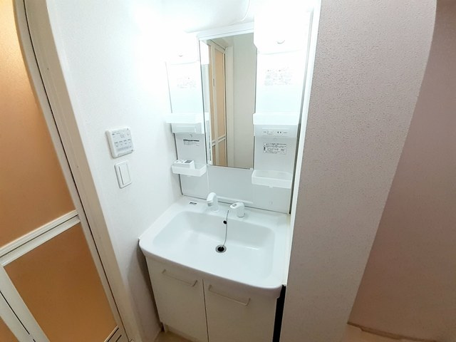 【独立洗面台】