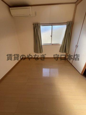 【洋室】 | 太秦中町戸建 | コンパクトで使いやすい洋室です
