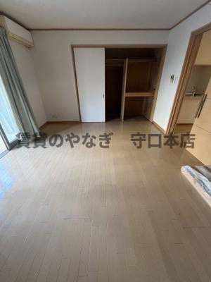 【洋室】 | 太秦中町戸建 | 個人の部屋や寝室として使える洋室です