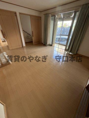 【洋室】 | 太秦中町戸建 | ゆったりした洋室です