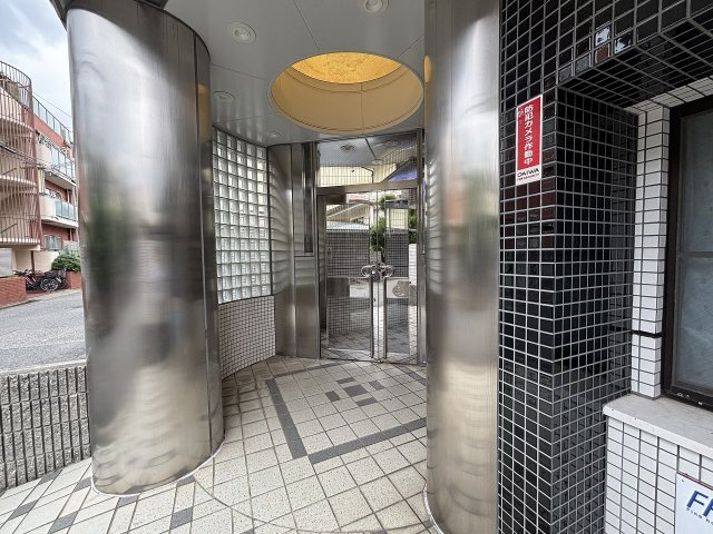 【エントランス】エスポワール六甲 