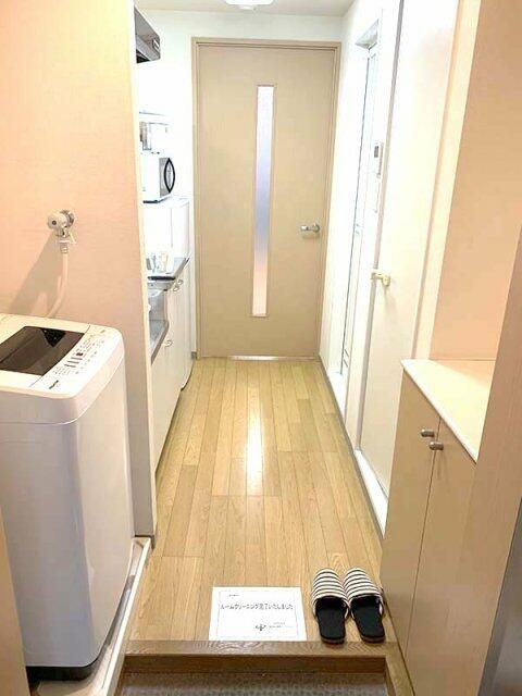 マイナビＳＴＡＹ市川の玄関