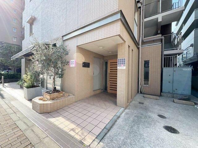 マイナビＳＴＡＹ市川のエントランス