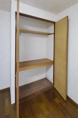 イーグルマンションの収納|※同建物別部屋参考写真
