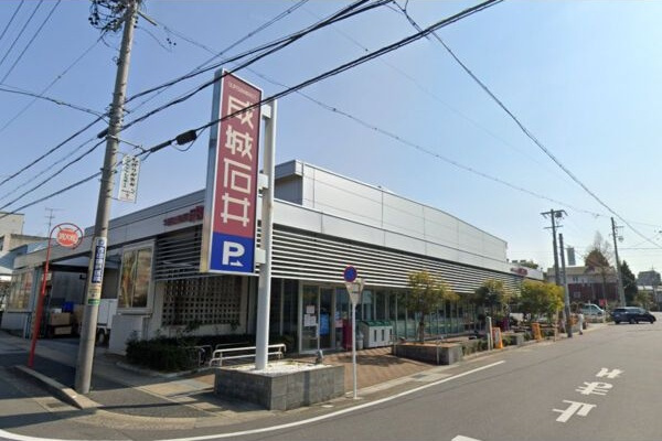 南山ビルの周辺