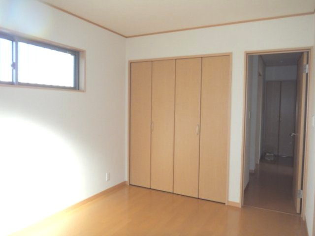 キューブタナカの洋室