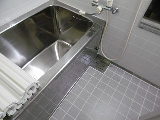 【浴室】 | カルテットKOBORIC棟 | 落ち着いた空間のお風呂です