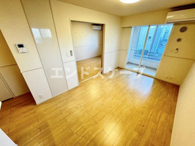 プチボヌールⅡの居間・リビング|高崎、前橋のお部屋探しはエンドスケープまで！お客様の理想お聞かせ下さい♪