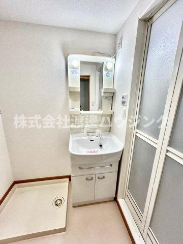 ヌーヴェルバーグの洗面所