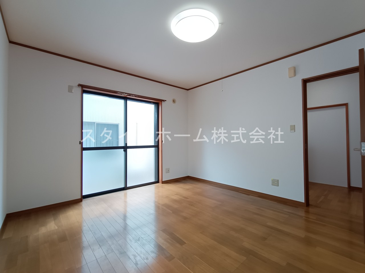 前田南町戸建の居間・リビング
