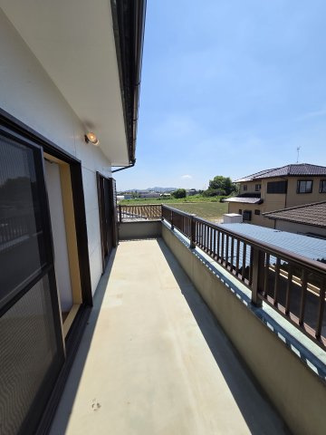 太田市新田村田町　中古住宅のバルコニー|バルコニーは南向きで日当たり良好！