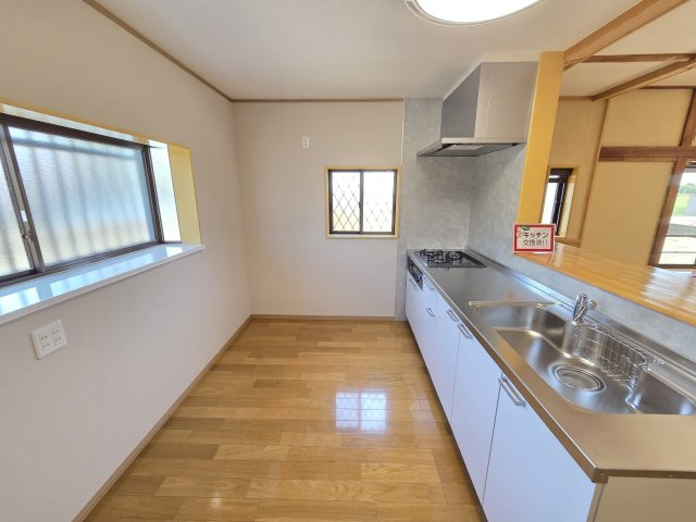太田市新田村田町　中古住宅のキッチン|キッチンスペース