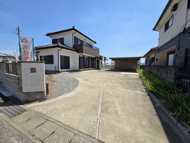 太田市新田村田町　中古住宅の外観|敷地広々134坪！
