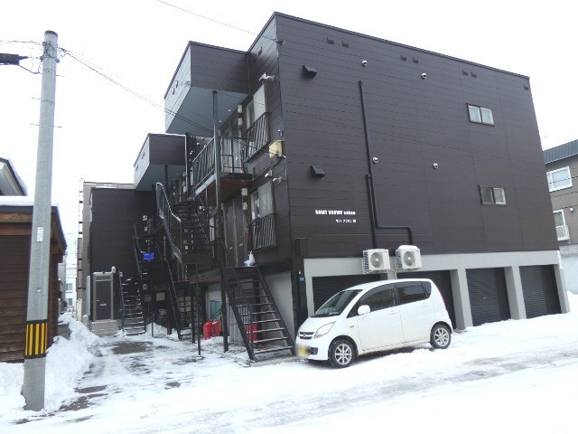 SAINTBROWNsakae