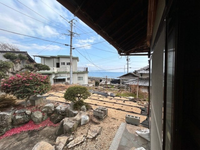 【庭】 | 呉市倉橋町大向　戸建 | 縁側からは海が望めます