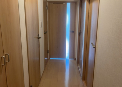 【内装】 | 八王子狭間住宅１号棟 | 内装はとにかくおしゃれなものがいい！と選ぶ前に、まず住んだ後のことを想像してみましょう。住んでみたらコンセントの位置が悪くて使いにくいなど出てきます。事前にどの家電をどこに置くか想定しておきましょう。