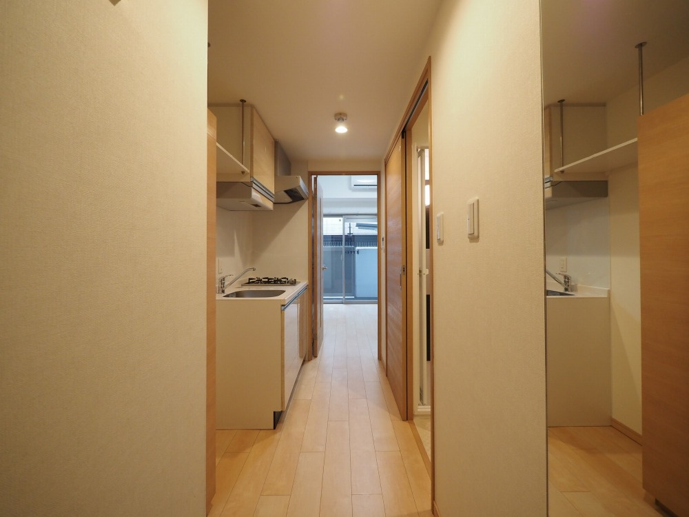 大阪市東淀川区小松１丁目の賃貸マンションの玄関