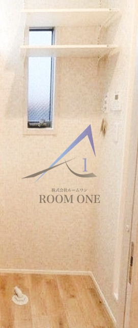 ルミエール本町のその他|洗濯機置き場です。