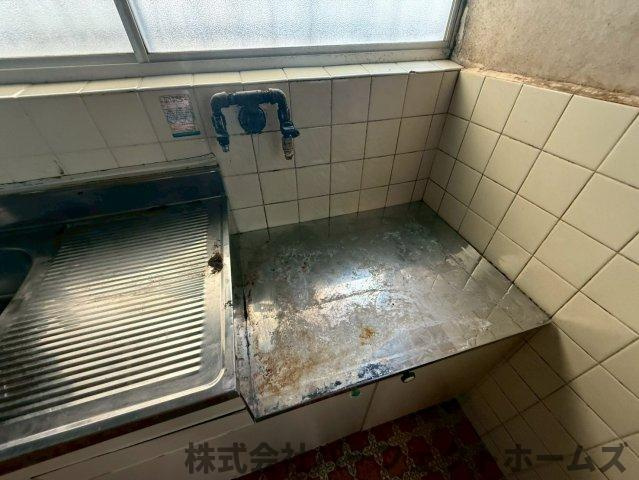 東船橋2丁目テラスハウスのキッチン|お料理しやすいキッチンです