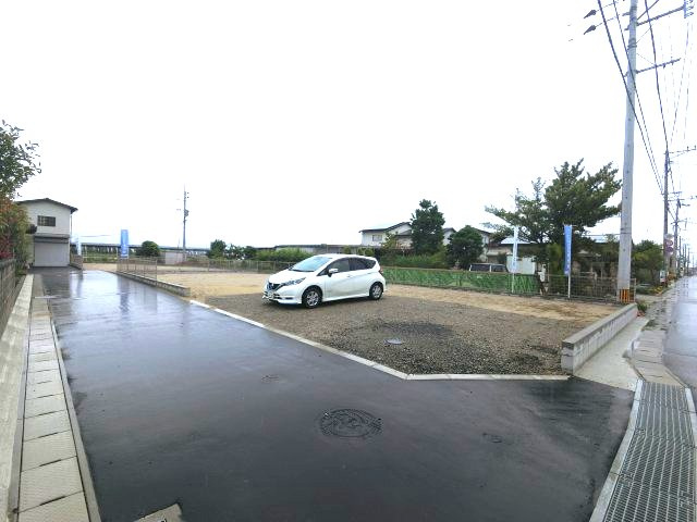 巨勢町大字修理田2期の前面道路含む現地写真|工事中です