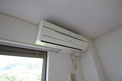 【設備】 | イーストヴィラ | エアコン