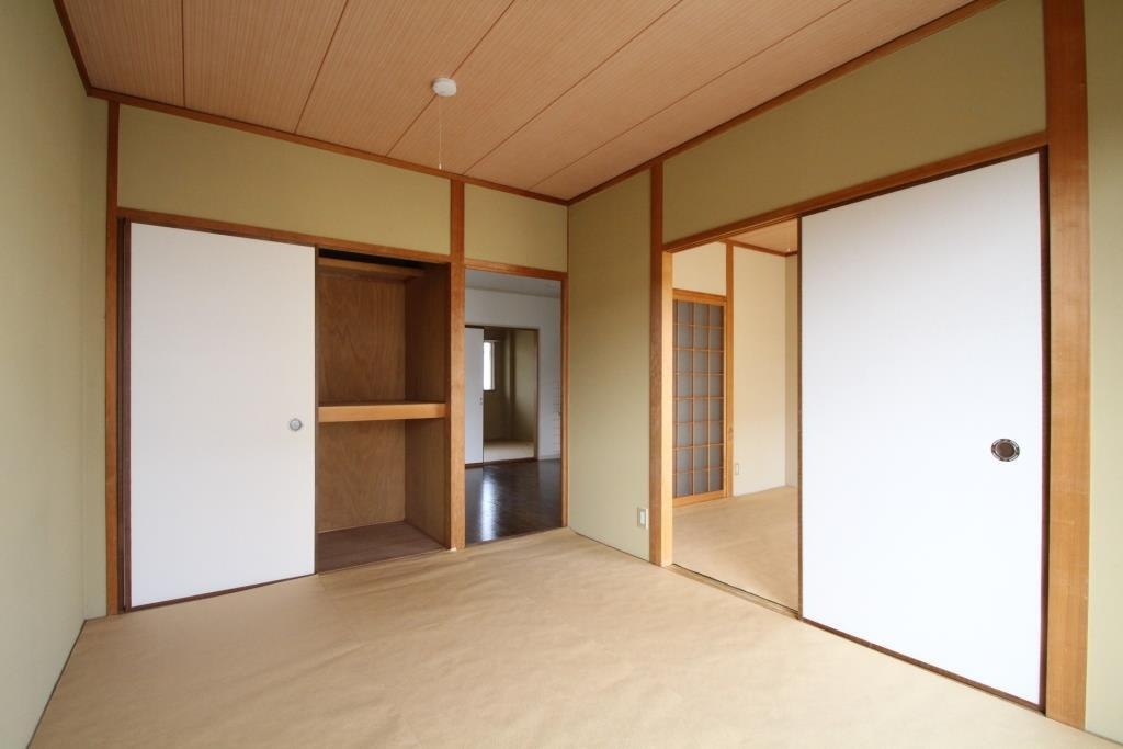 サクシード今の収納