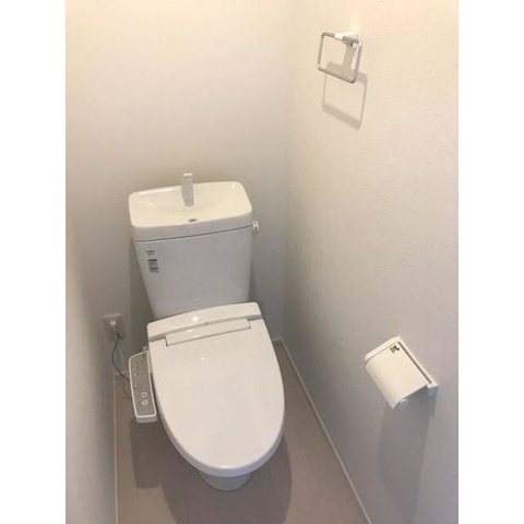 パラシオ柏のトイレ|コンパクトで使いやすいトイレです