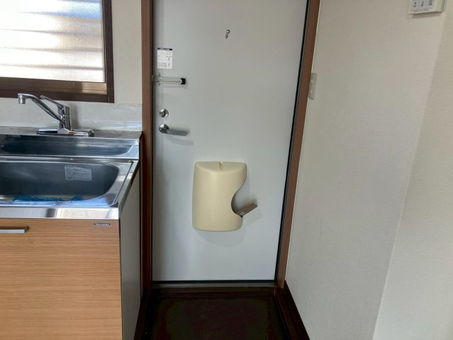 いずみハイツ石原Ⅱの玄関