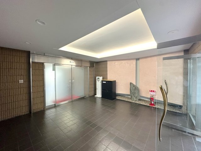 ライオンズマンション川越南古谷第３のエントランス|エントランスホール
