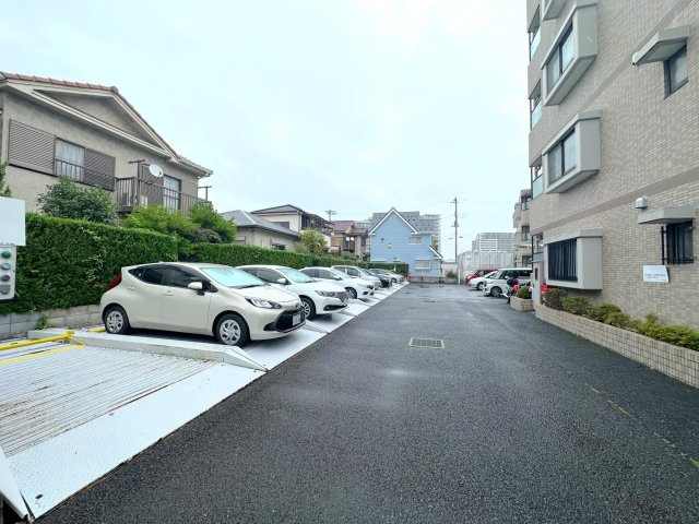 ライオンズマンション川越南古谷第３の駐車場|駐車場