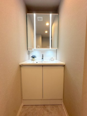 ライオンズマンション川越南古谷第３の独立洗面台|洗面台新規交換