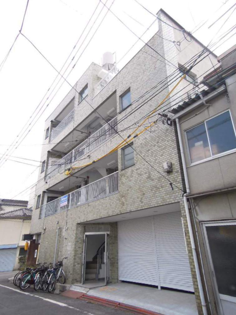 矢吹ビルの外観