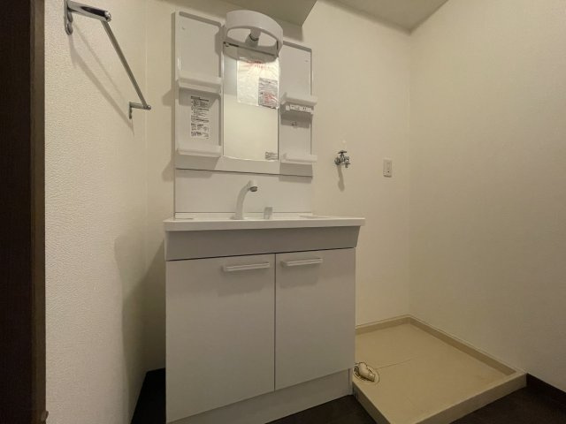 【独立洗面台】 | レヴェあけぼの荘