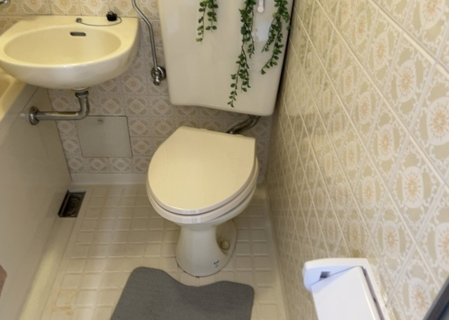 【トイレ】 | シャトレー町田ガーデン | トイレは大きさや形、機能、抗菌性などが異なる多種多彩なタイプが各メーカーから出ています。それぞれに良さがあるため、事前にどういったタイプのトイレがいいのかをご家庭内で決めて、内見に行くといいでしょう。