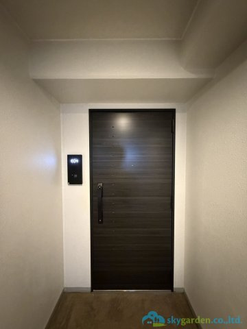 プレディアンスフォート湘南平塚リコットの玄関