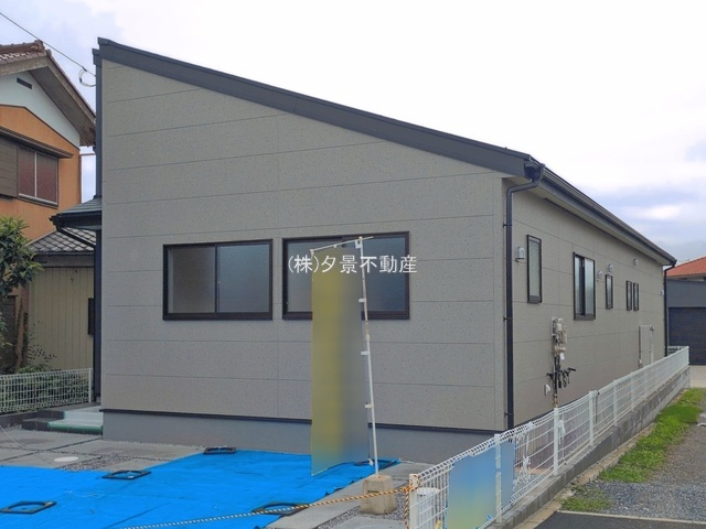 《仲介手数料無料》上尾市大字平方1366-4新築一戸建て‎リーブルガーデン