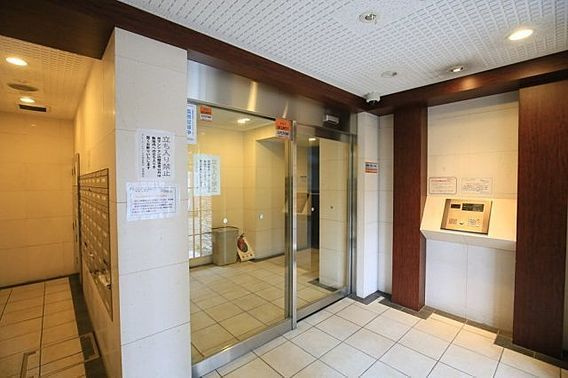 プレール・ドゥーク文京本駒込のロビー
