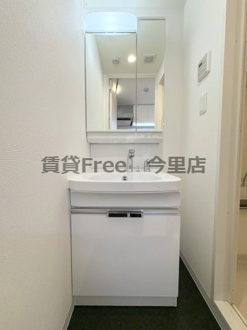 【独立洗面台】 | ソルテラスOSAKA MID EASTクレアスト　仲介手数料無料