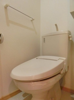 【トイレ】 | ニューメゾン | ゆったりとした空間のトイレです