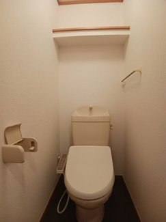 【トイレ】 | フローラルクラベール | コンパクトで使いやすいトイレです