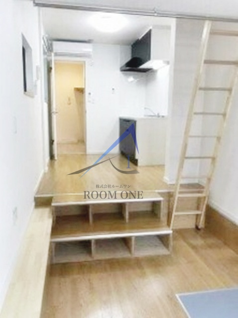 メゾン ジェリーフィッシュの居間・リビング|洋室のお部屋です。