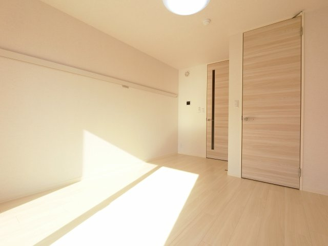 【寝室】