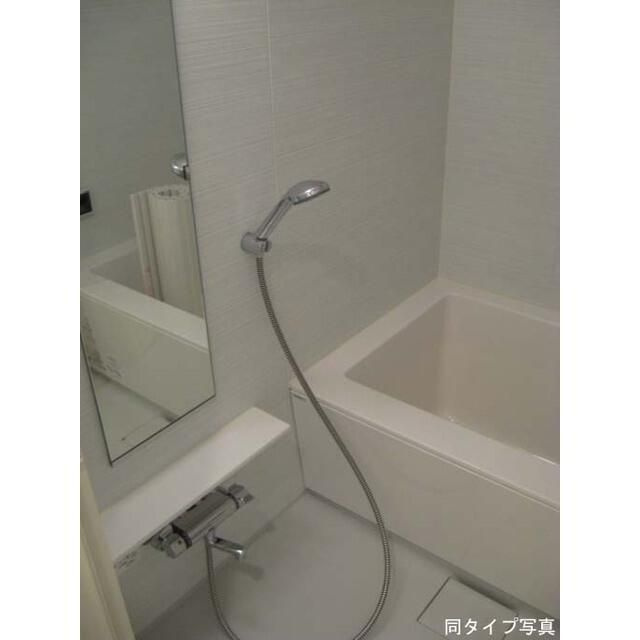 コンフォリア東池袋ＥＡＳＴの浴室