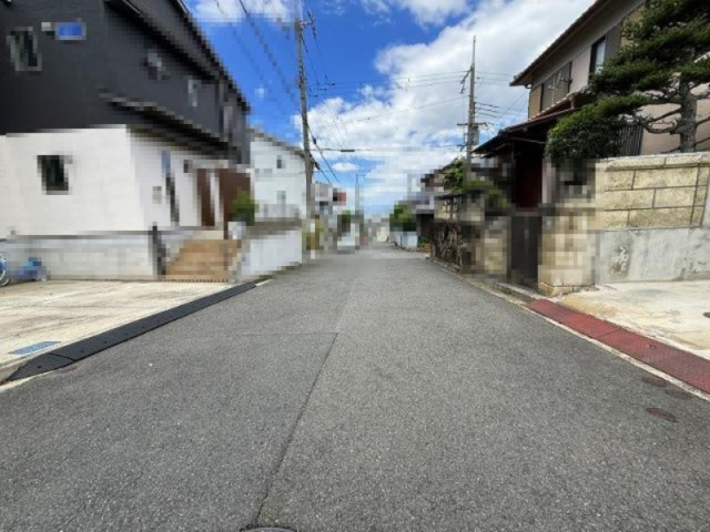 岡山東5丁目　中古一戸建ての前面道路含む現地写真|■物件内覧・資金計画相談・住宅ローン相談、リフォーム相談、お問合せ受付中■
※当日・翌日のご内覧、ご相談はお電話でのお問合せがスムーズです！